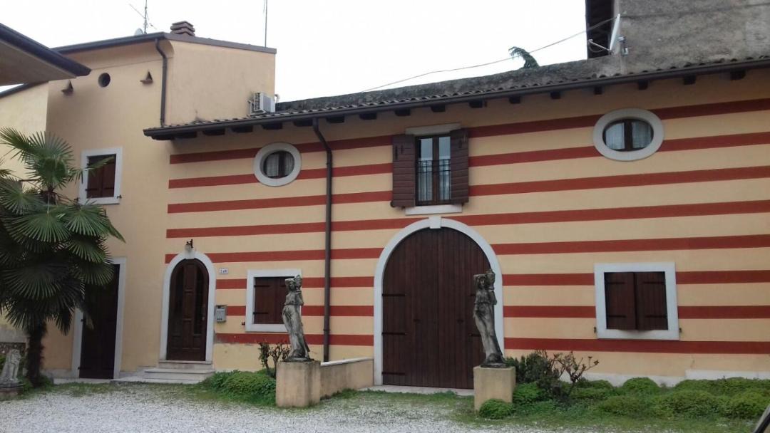 Photo of Buildings in Sona