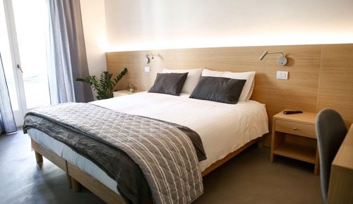 Deluxe Room (Atala)